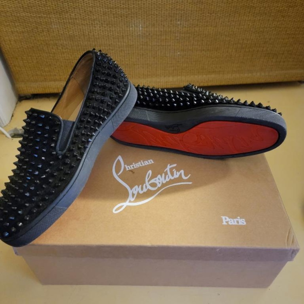 Mens Louboutin Roller Boat Suede Sneaker size 41